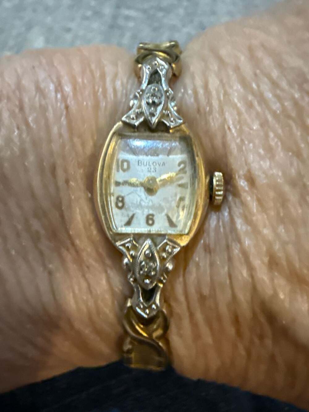 Mid-Century Bulova 23 Jewels La Petite Ladies Watch Gold Tone Diamond Accents